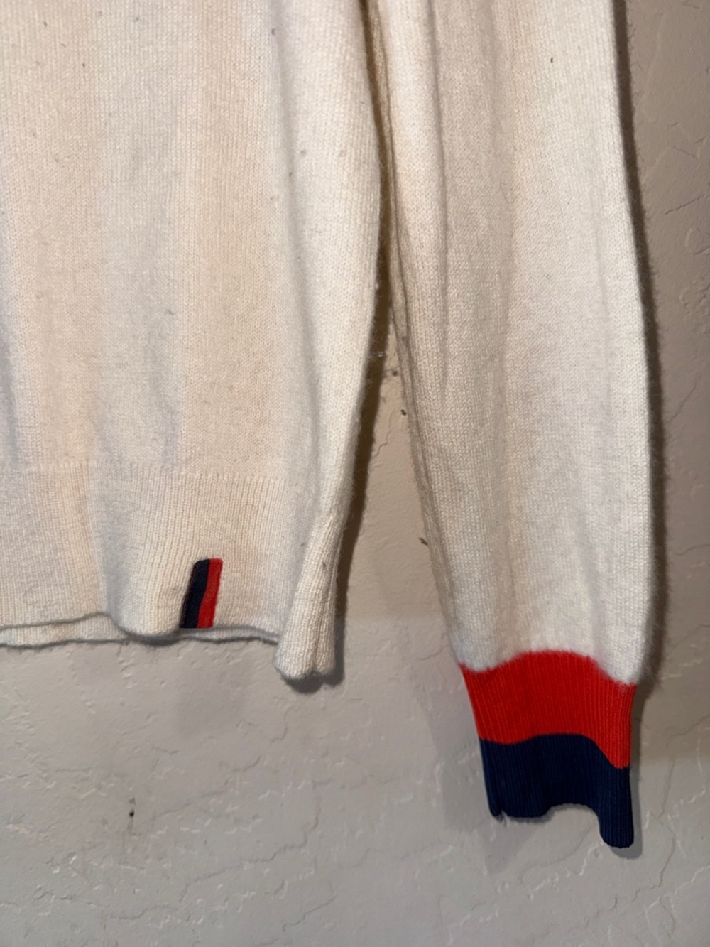 Kule smiley cashmere sweater (imperfect) - Picture 3 of 7